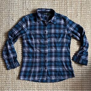 Soft Flannel Roll-Sleeve Button-Up Shirt